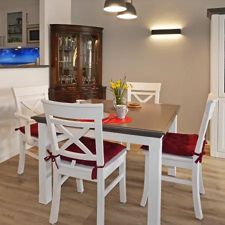 Techt Bi Stroen 4 Sterne Top-fewo 2 Wc Sauna Balkon 5 Min Zentrum Apartament *