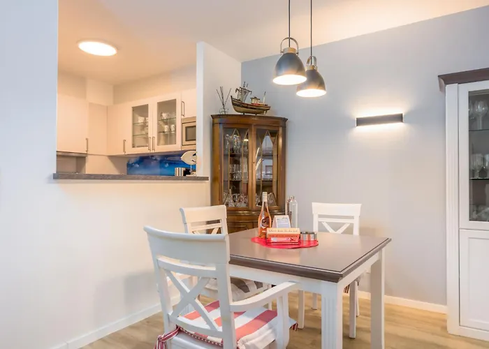 Techt Bi Stroen 4 Sterne Top-fewo 2 Wc Sauna Balkon 5 Min Zentrum Apartman *